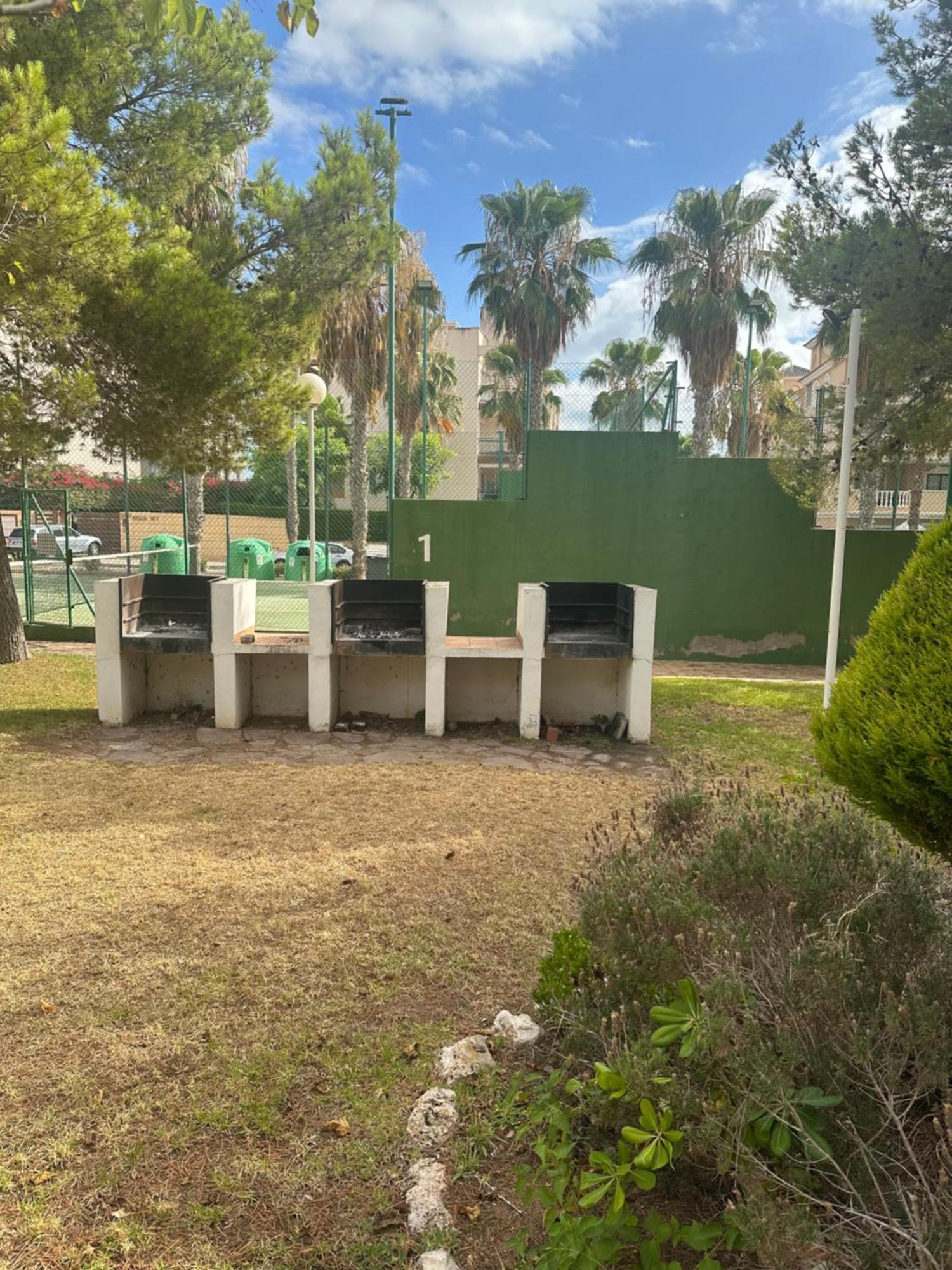 אוריהואלה Apartamento Con Jardin En Playa Cabo Roig Tiene Wifi מראה חיצוני תמונה